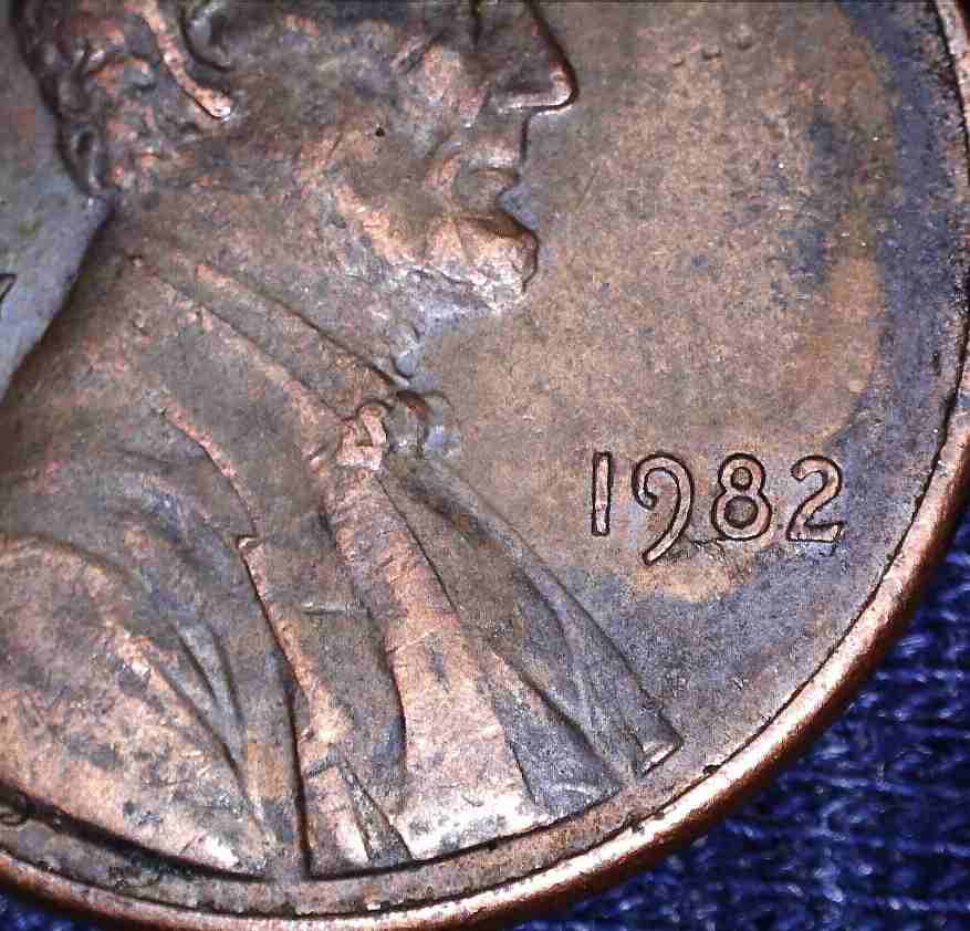 1982-Small-Date-Zinc...lamination-Damage